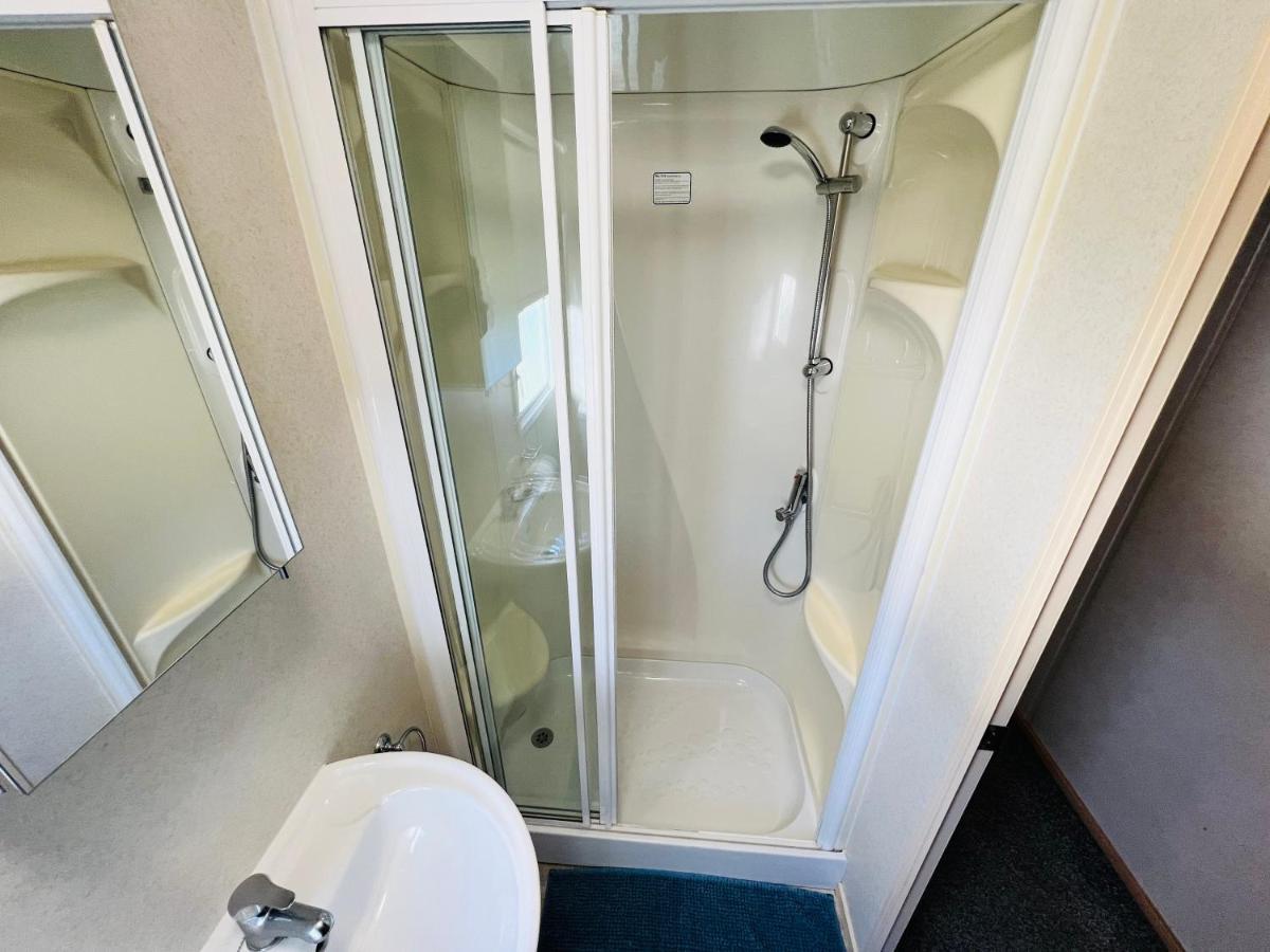 3 Bedroom Caravan Kg37, Dog Friendly, Shanklin, Isle Of Wight Eksteriør billede