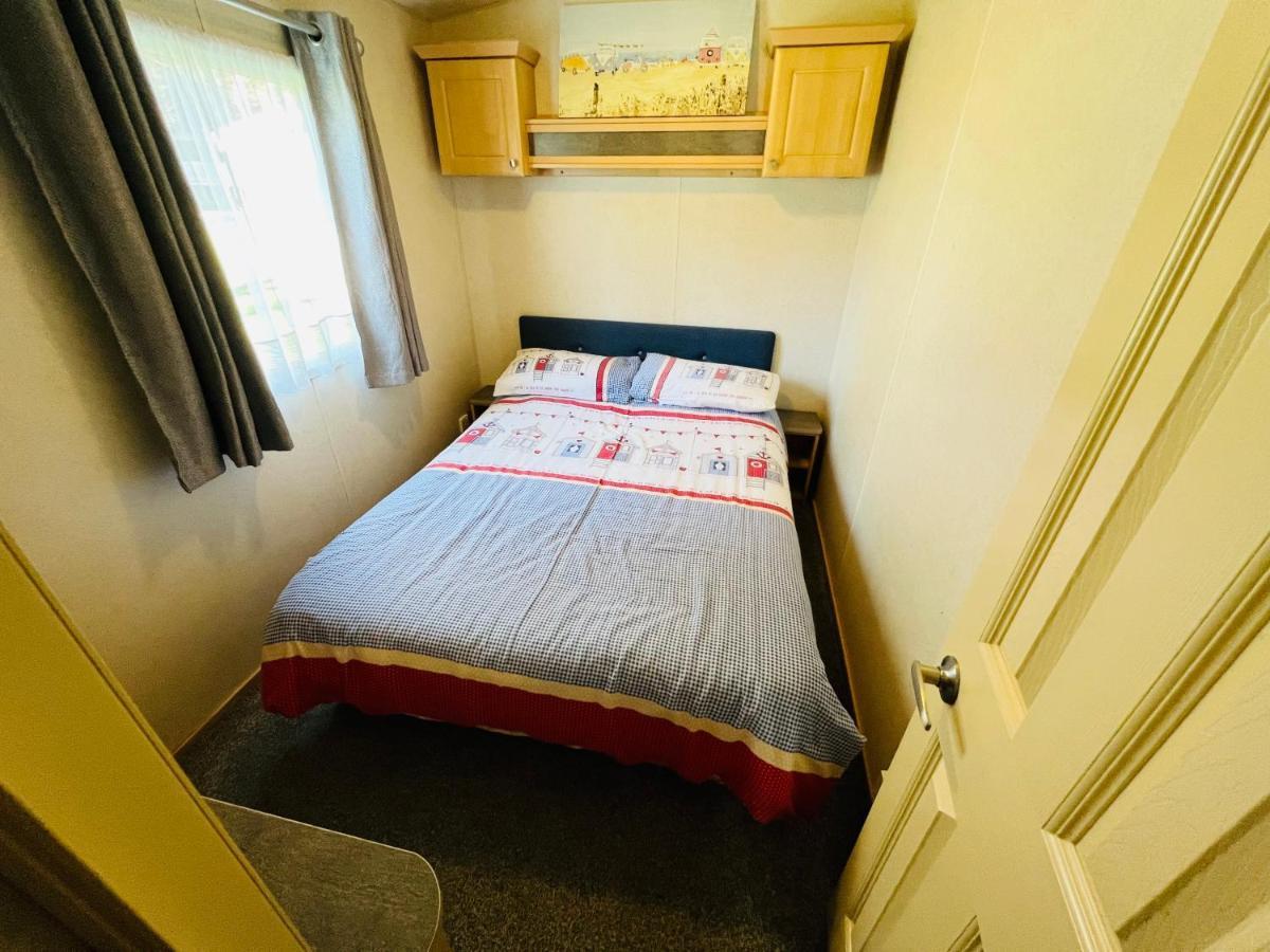 3 Bedroom Caravan Kg37, Dog Friendly, Shanklin, Isle Of Wight Eksteriør billede